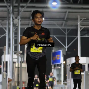 Runner Photo 7081660