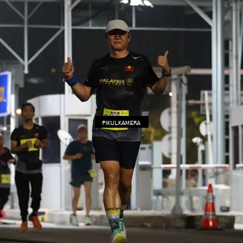 Runner Photo 7081702