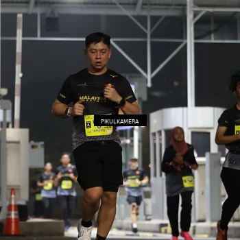 Runner Photo 7081705