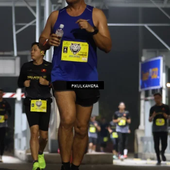 Runner Photo 7081718