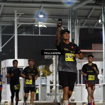 Runner Photo 7081739