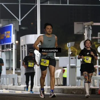 Runner Photo 7081745