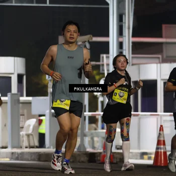 Runner Photo 7081749