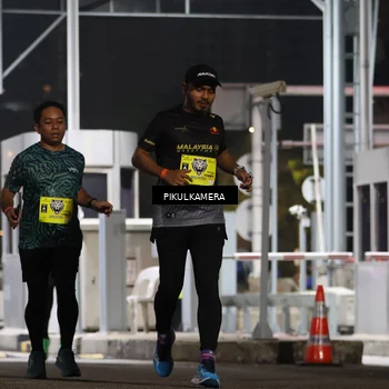 Runner Photo 7081753