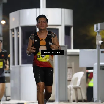 Runner Photo 7081767