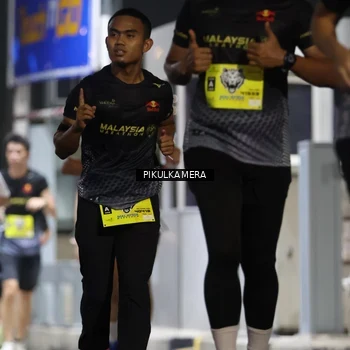 Runner Photo 7081804
