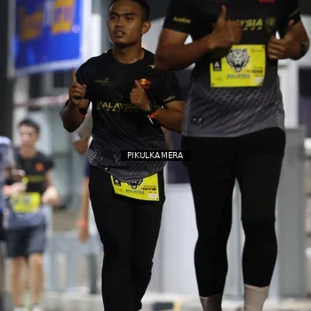 Runner Photo 7081805