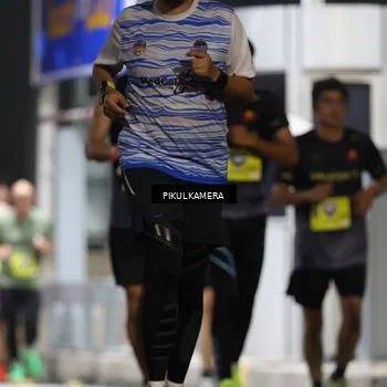 Runner Photo 7081809