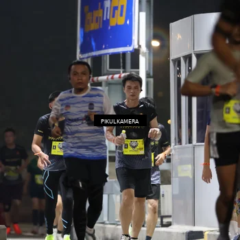 Runner Photo 7081810