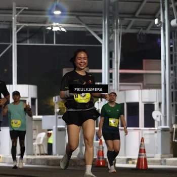 Runner Photo 7081838