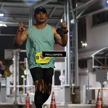 Runner Photo 7081845