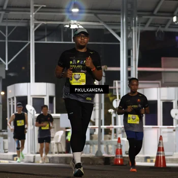 Runner Photo 7081877