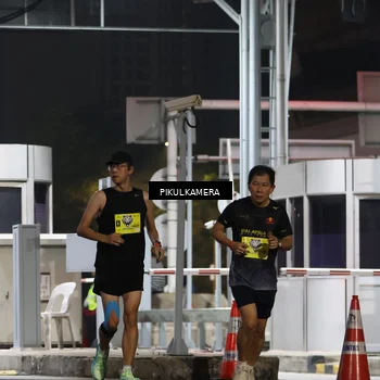 Runner Photo 7081879