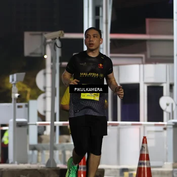 Runner Photo 7081888