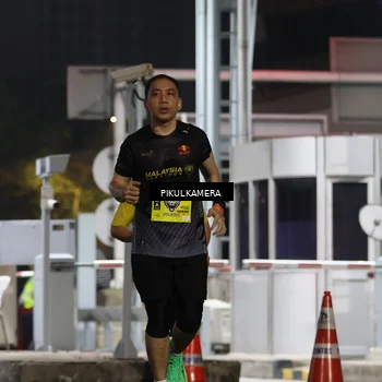 Runner Photo 7081889