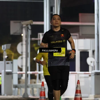 Runner Photo 7081901