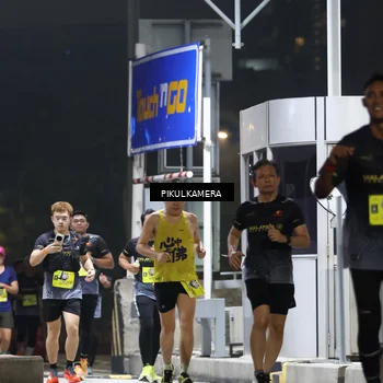 Runner Photo 7081940