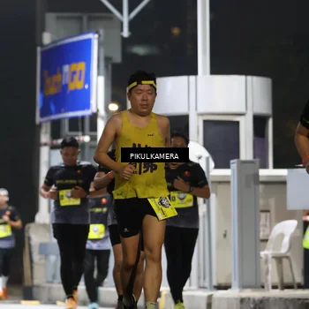 Runner Photo 7081943