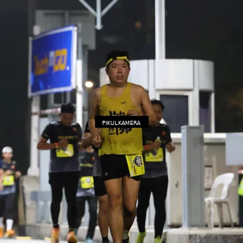 Runner Photo 7081951