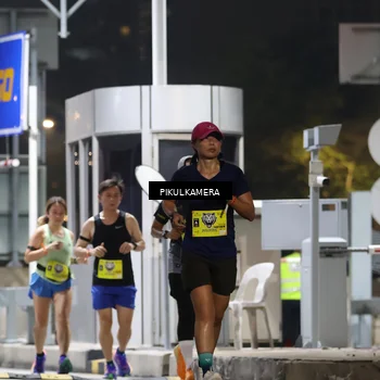 Runner Photo 7081959