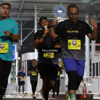 Runner Photo 7081996