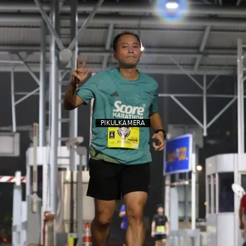 Runner Photo 7082024