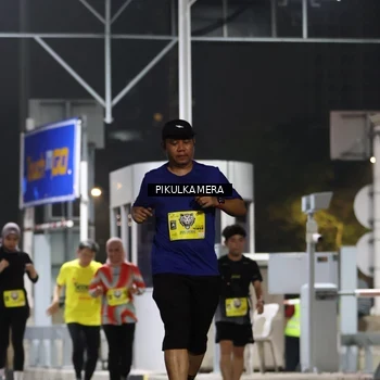 Runner Photo 7082029