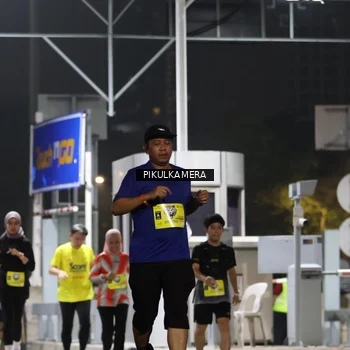 Runner Photo 7082030