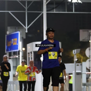 Runner Photo 7082032