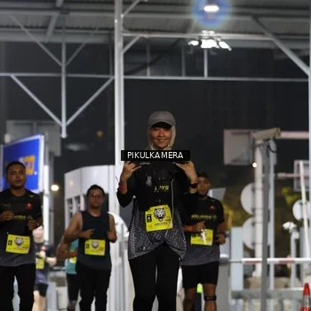Runner Photo 7082041