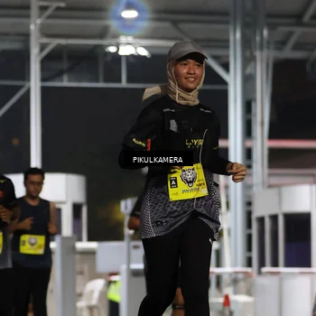 Runner Photo 7082051