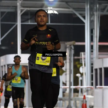 Runner Photo 7082056