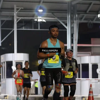 Runner Photo 7082066