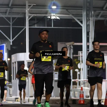 Runner Photo 7082069