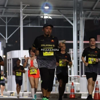 Runner Photo 7082076