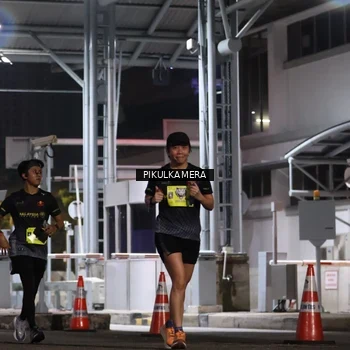 Runner Photo 7082090