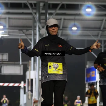 Runner Photo 7082102