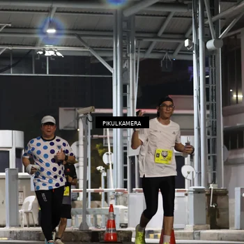Runner Photo 7082176