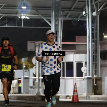 Runner Photo 7082184