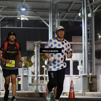 Runner Photo 7082188