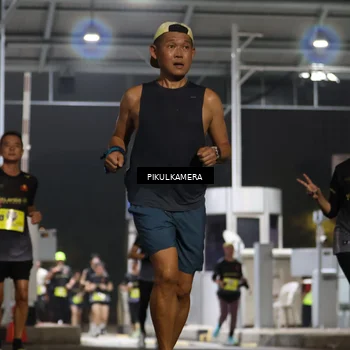 Runner Photo 7082193