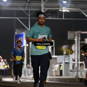Runner Photo 7082230