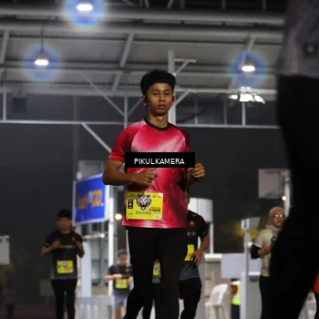Runner Photo 7082248