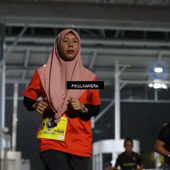 Runner Photo 7082250