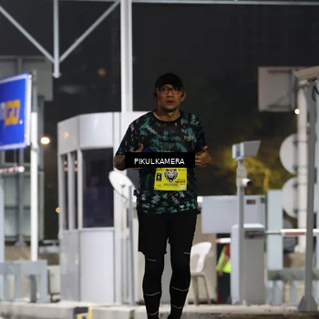 Runner Photo 7082253
