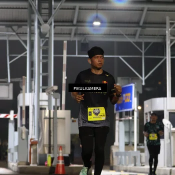 Runner Photo 7082254
