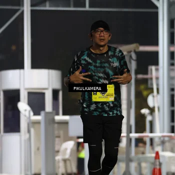 Runner Photo 7082264
