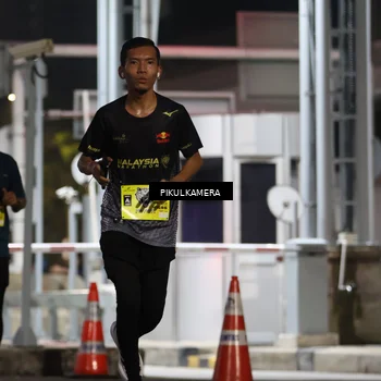 Runner Photo 7082276