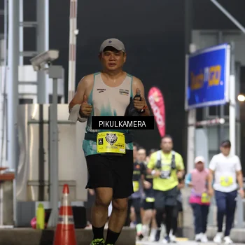 Runner Photo 7082277