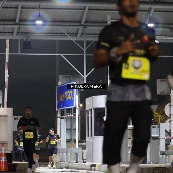 Runner Photo 7082309